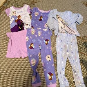 Frozen PJ set